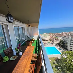 https://apartamento-carihuela-torremolinos.1costadelsol.com