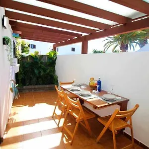 https://apartamento-gminis.in-canary-islands.com